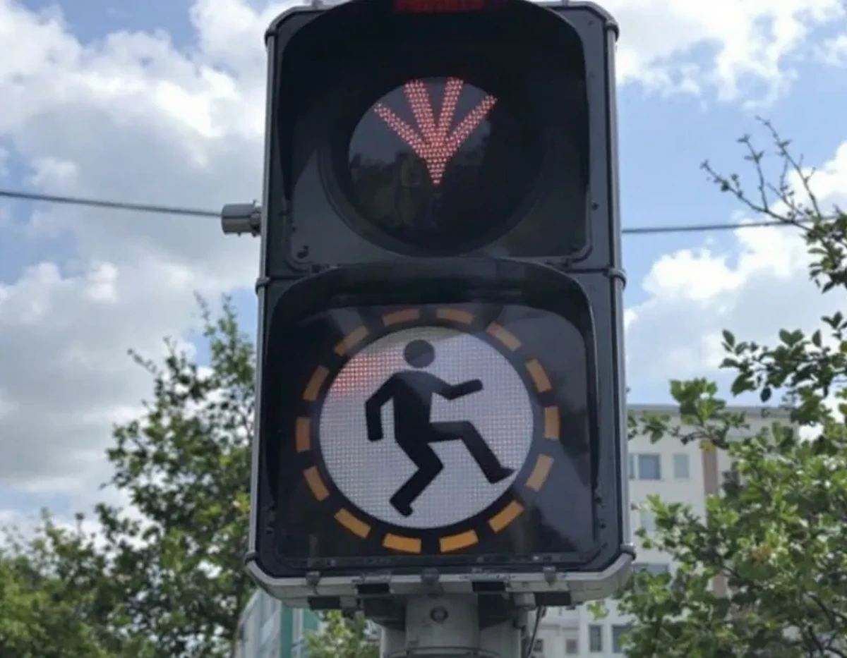 Signalisation routière non conforme : Comment contester un PV et obtenir son annulation